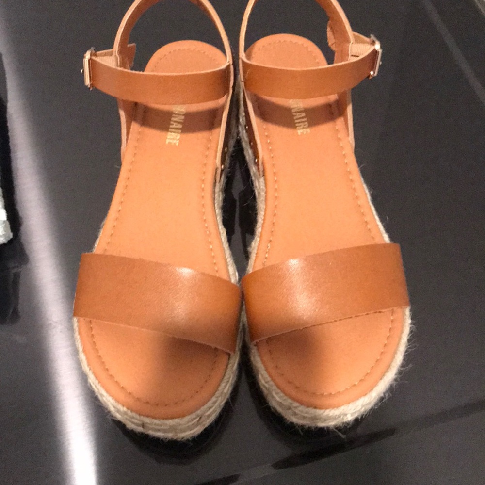 Cushionaire espadrilles! Worn once. Size 8.5.
